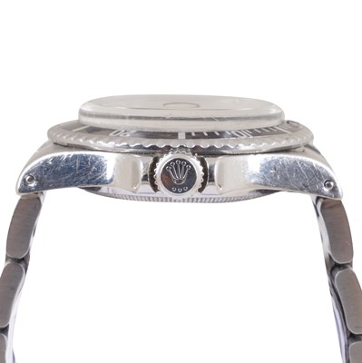 Lot 35 - Rolex 'Submariner' Bracelet Watch