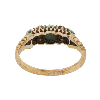 Lot 15 - A turquoise and diamond ring