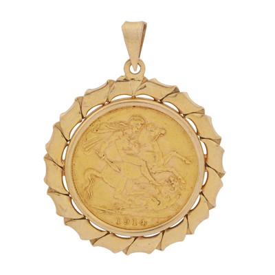 Lot 261 - A sovereign pendant, circa 1980