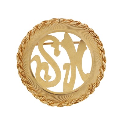Lot 347 - A monogrammed SN brooch