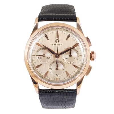 Lot 54 - Men's Omega Chronograph Wristwatch