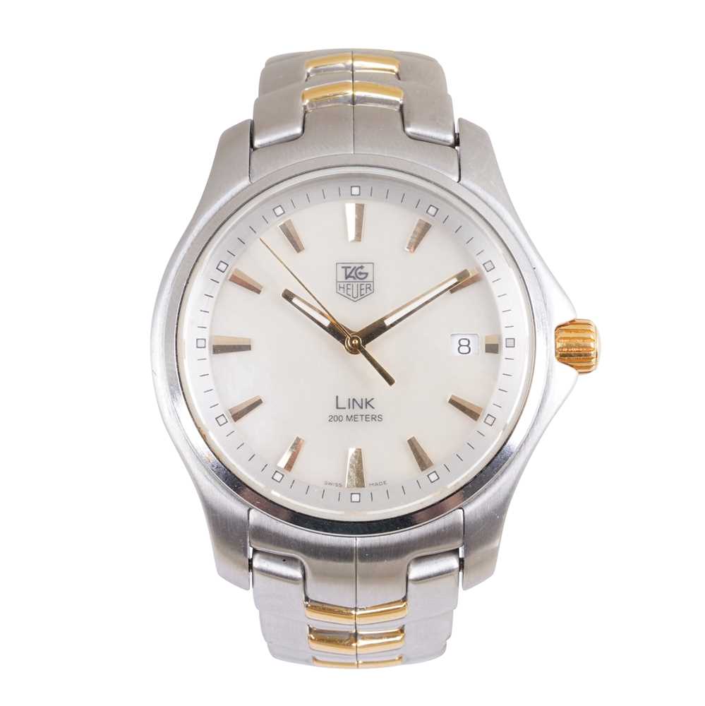 Lot 43 - Men's Tag Heuer 'Link' Bracelet Watch