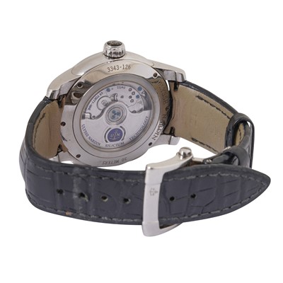 Lot 42 - Men's Ulysse Nardin 'Dual Time' GMT Wristwatch