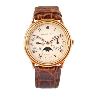 Lot 44 - Men's Audemars Piguet 'Classique' Triple Calendar Moonphase Wristwatch