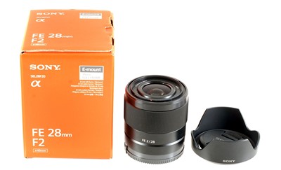 Lot 192 - Sony FE 28mm f2 Wide Angle Lens.