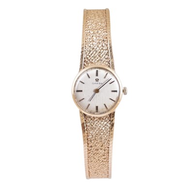 Lot 172 - Ladies' Omega Bracelet Watch