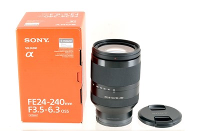 Lot 190 - Sony FE 24-240mm f3.5-6.3 OSS Zoom Lens.