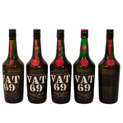 Lot 326 - Vat 69 - 5 Bottles