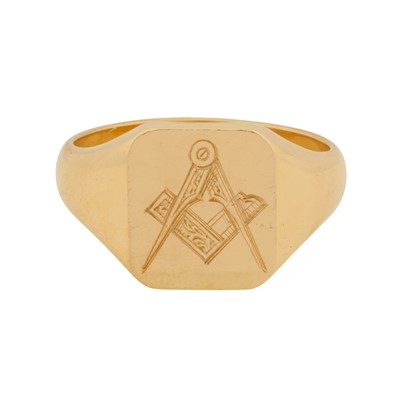 Lot 213 - A masonic signet ring