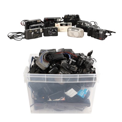 Lot 436 - 35mm Compact Cameras