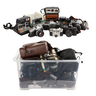 Lot 458 - Collectible 35mm Cameras