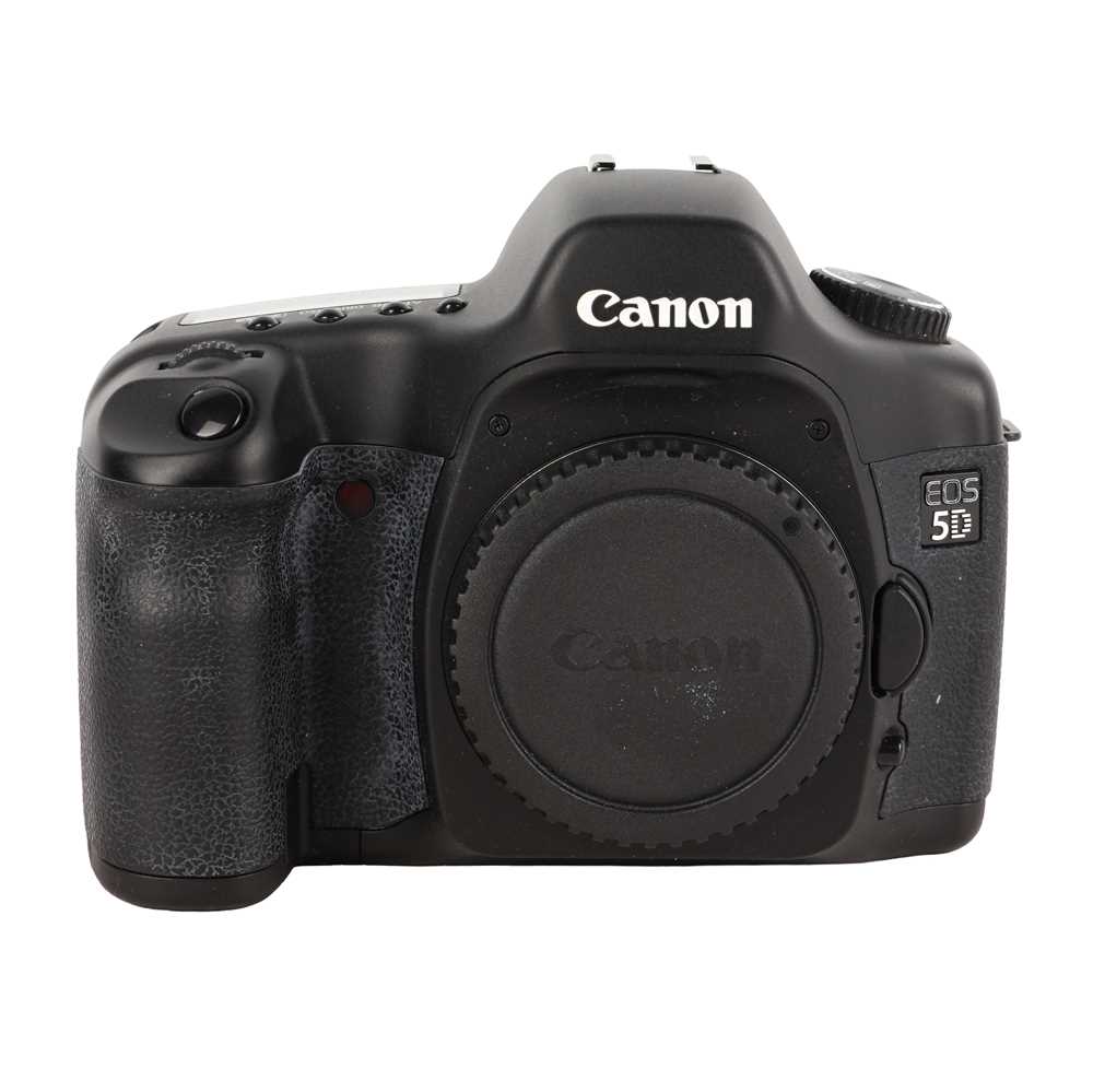 Lot 164 - Canon