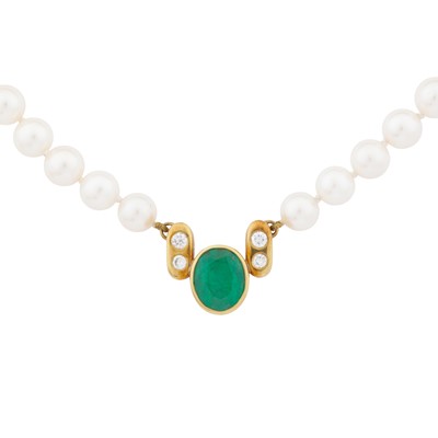 Lot 110 - An emerald, pearl, and diamond necklace