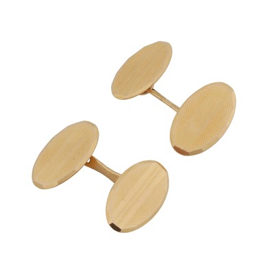 Lot 353 - A pair of cufflinks