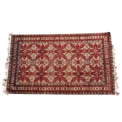 Lot 400 - A Persian Heriz Carpet