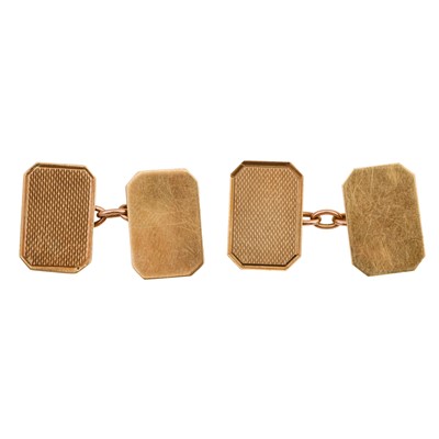 Lot 311 - A pair of gold cufflinks