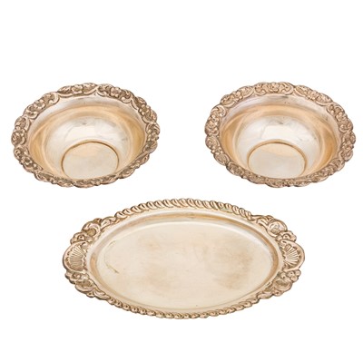 Lot 686 - A pair of mid 20th century silver bowls, possibly Turkish