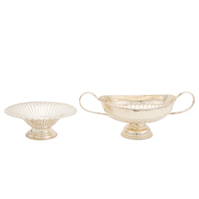 Lot 687 - A late 20th century Indian silver bowl