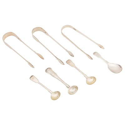 Lot 724 - A mixed group of George III and later sterling silver flatware