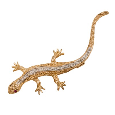 Lot 76 - A gecko gem-set brooch