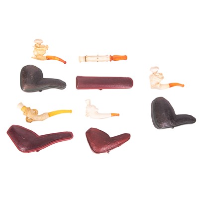 Lot 355 - A collection of five Meerschaum pipes