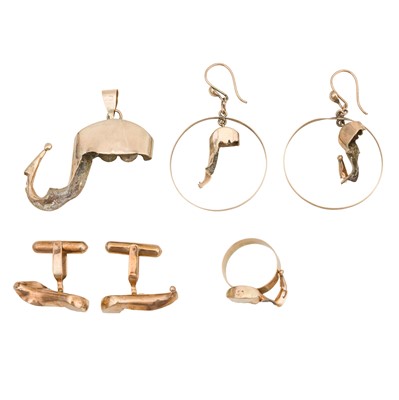 Lot 443 - A group of miscellaneous items