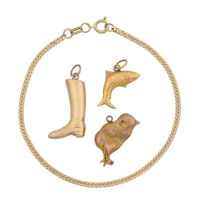 Lot 415 - A chain charm bracelet