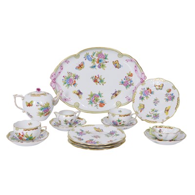 Lot 308 - A Herend 'Queen Victoria' pattern porcelain cabaret tea service