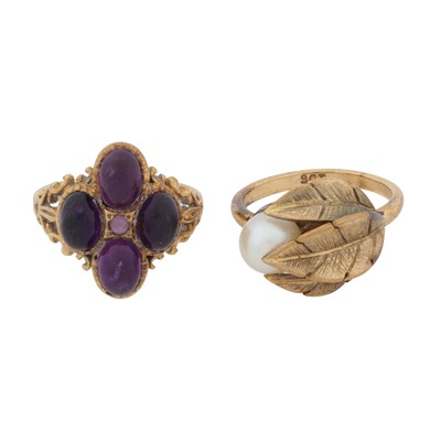 Lot 490 - Two rings