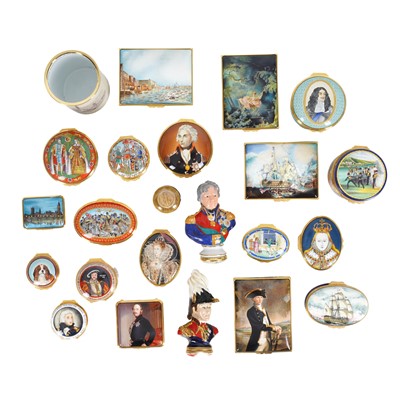 Lot 320 - A collection of Twelve Day Halcyon Days bonbonnières, most with boxes