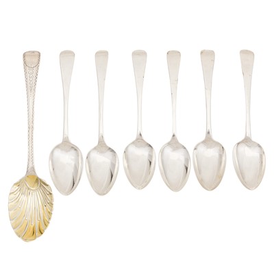 Lot 719 - A mixed group of George III – IV sterling silver flatware