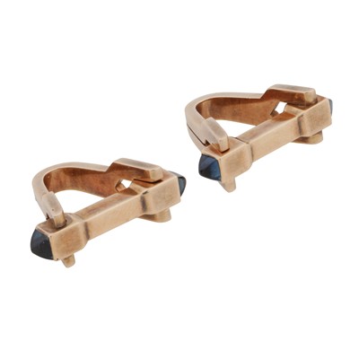 Lot 24 - A pair of sapphire cufflinks