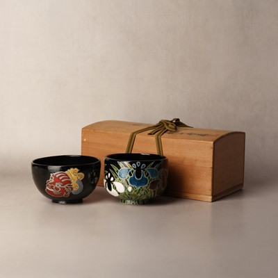 Lot 54 - Two Japanese Kyoto ware tea bowls, manner of Ogata Kenzan 尾形 乾山 (Japanese, 1663–1743)