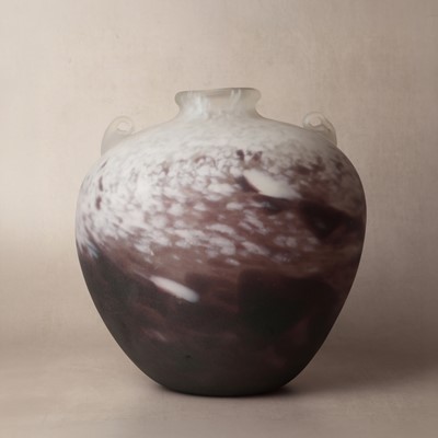 Lot 67 - Fujita Kyohei 藤田 喬平 (Japanese, 1921–2004)