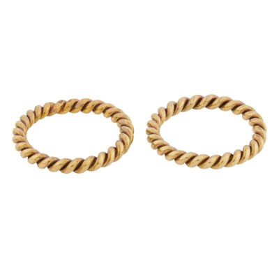 Lot 441 - Two twisted band rings