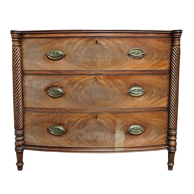 Lot 193 - A William IV mahogany bow fronted chest
