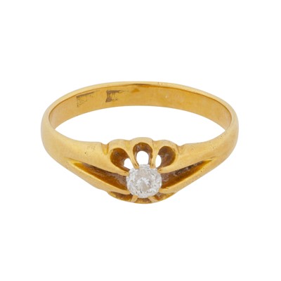 Lot 114 - A single-stone diamond ring