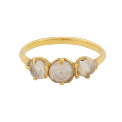 Lot 99 - A three-stone paste ring
