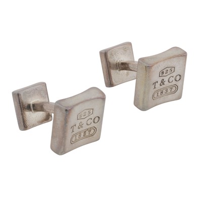 Lot 383 - Tiffany & Co Ι A pair of cufflinks