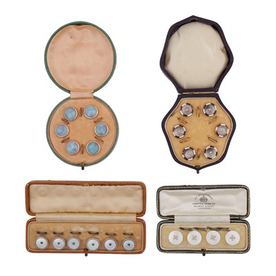 Lot 429 - Vintage Shirt Studs
