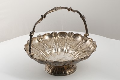 Lot 274 - Antique Victorian Sterling Silver swing...