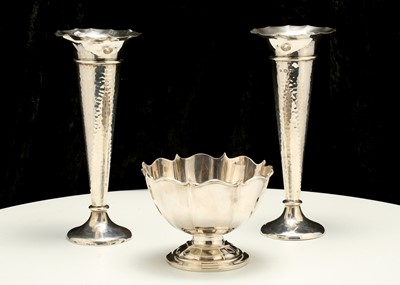 Lot 73 - A pair of Edwardian antique sterling silver...
