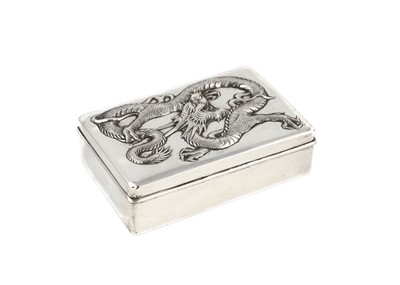 Lot 437 - An early 20th century Chinese export cigarette...