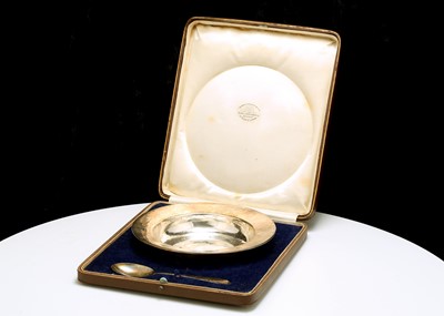 Lot 70 - A George V antique sterling silver...