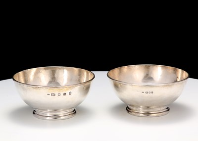Lot 427 - A matched pair of Elizabeth II modernist...