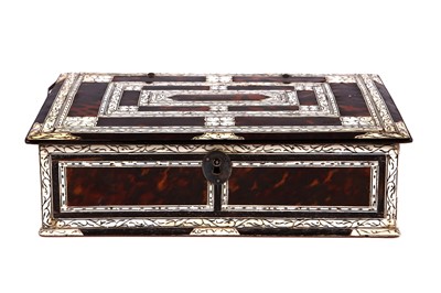 Lot 82 - AN 18TH CENTURY INDO-PORTUGUESE TORTOISESHELL...