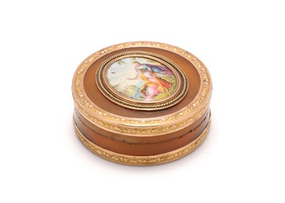Lot 240 - A Louis XVI French unmarked gold mounted...