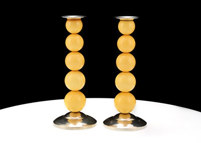 Lot 432 - A pair of contemporary sterling silver and...