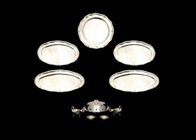 Lot 358 - A Mid-20th century Spanish 915 standard dinner...