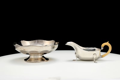Lot 462 - A George VI antique sterling silver comport,...